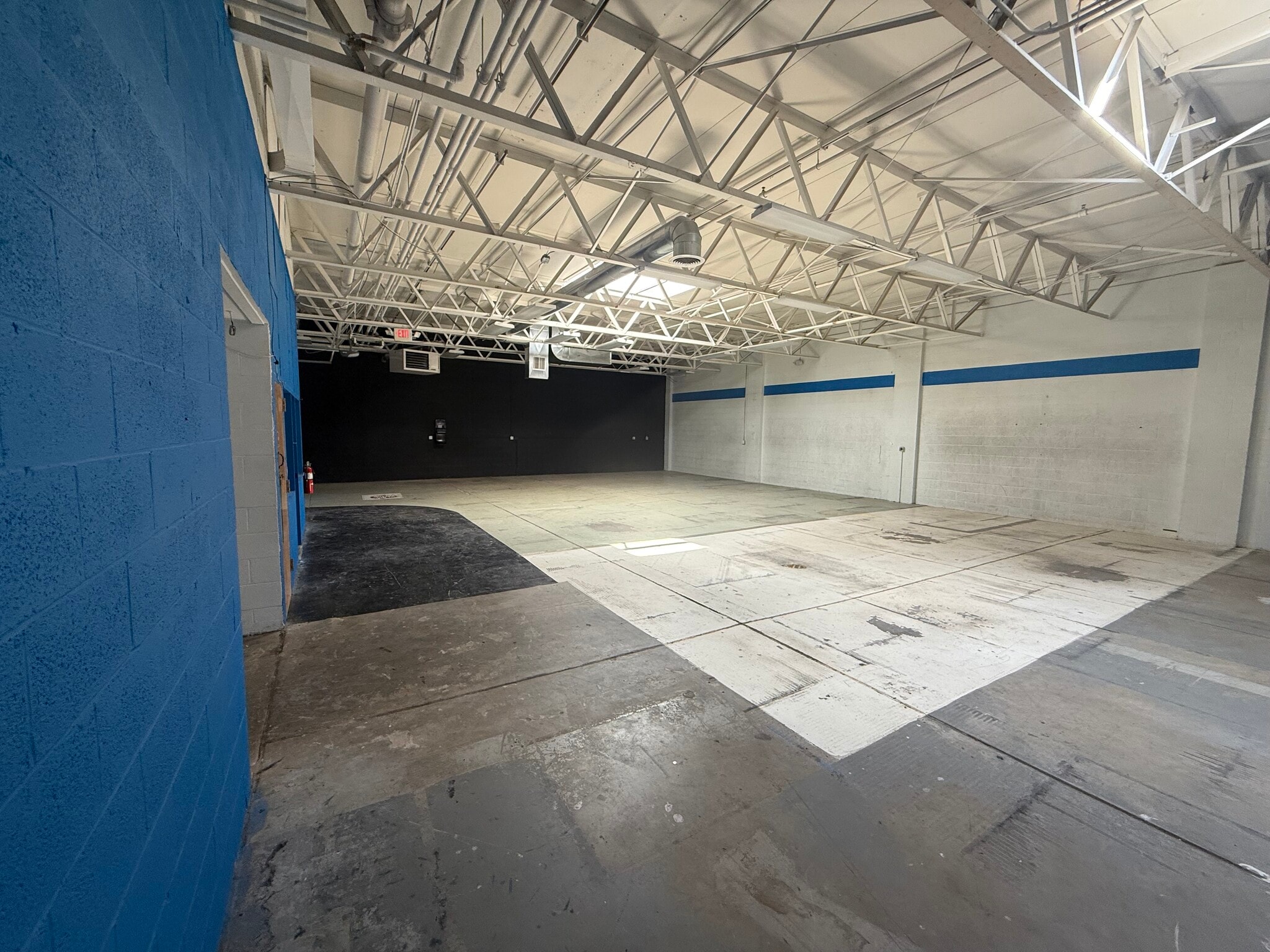 530 Livernois St, Ferndale, MI à louer Photo intérieure– Image 1 sur 7