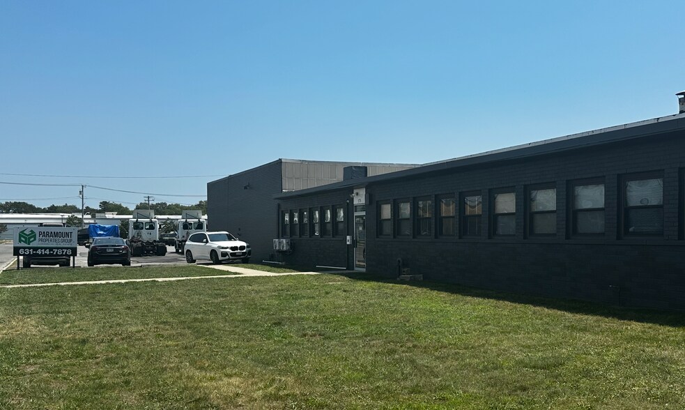 177 Allen Blvd, Farmingdale, NY à louer - Photo de l’immeuble – Image 1 sur 3