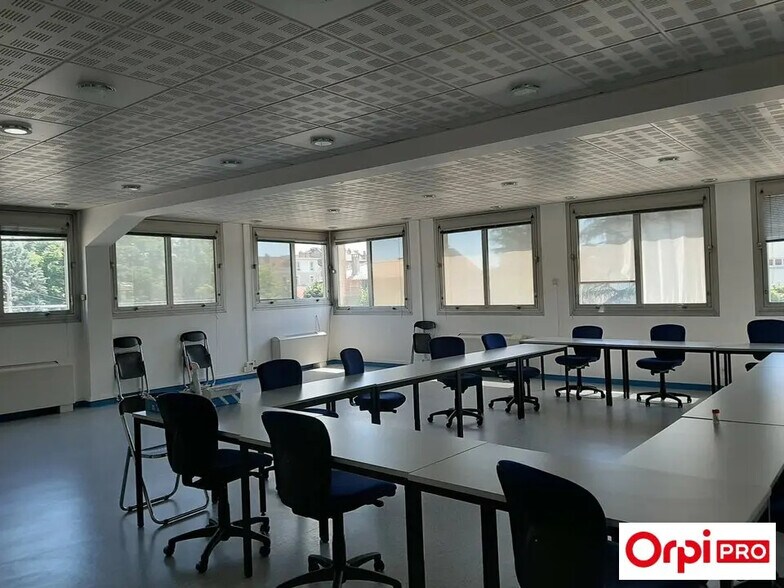 Bureau dans Valence à vendre - Photo de l’immeuble – Image 2 sur 10