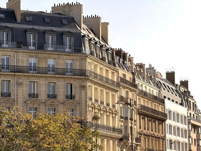Plus de détails pour 60 Rue De Londres, Paris - Bureau à louer