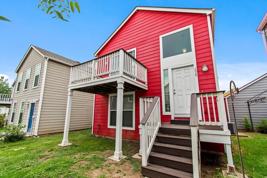 228 Trestle Tree, San Marcos, TX à vendre - Photo de l’immeuble – Image 3 sur 32