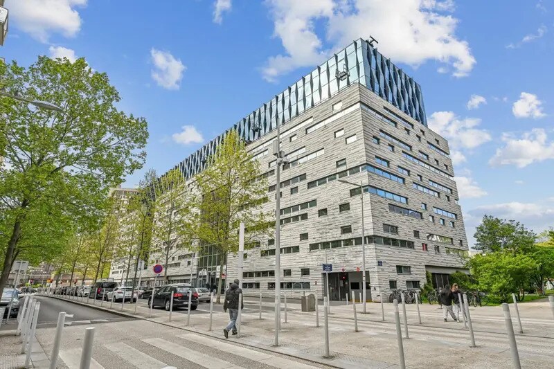 Bureau dans Boulogne-Billancourt à louer - Photo de l’immeuble – Image 1 sur 13