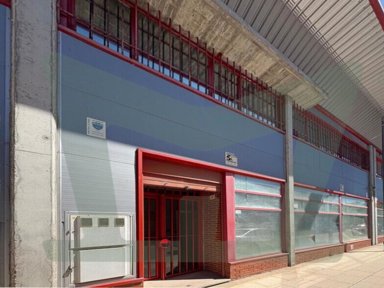 Industriel/Logistique dans Griñón, Madrid à louer - Photo de l’immeuble – Image 1 sur 11