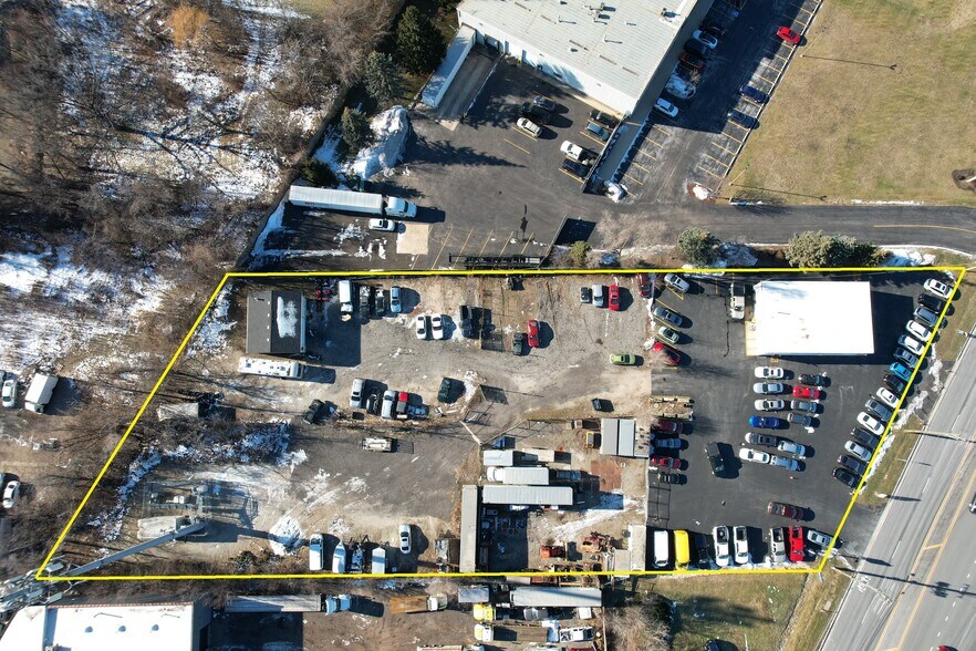25W319 Lake St, Roselle, IL à vendre - Photo de l’immeuble – Image 3 sur 3