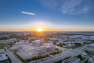 7025 Langer Dr, Mississauga, ON - VUE AÉRIENNE  vue de carte - Image1
