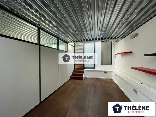 Plus de détails pour Bureau à vendre