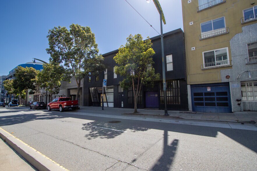 2604-2608 3rd St, San Francisco, CA à louer - Photo de l’immeuble – Image 3 sur 9