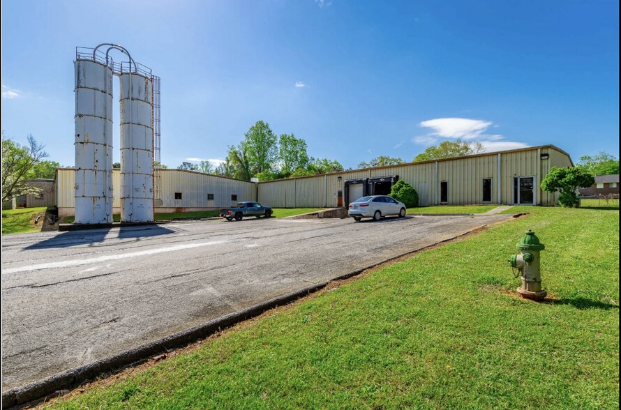 1129 S Chattanooga St, LaFayette, GA à vendre - Photo de l’immeuble – Image 3 sur 28