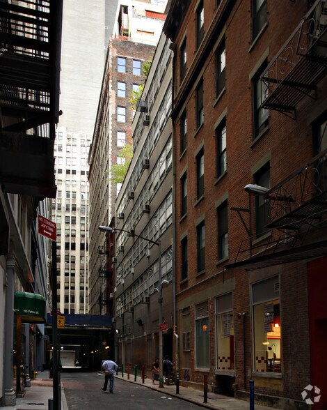 80 Nassau Street & 15 Dutch Street portefeuille de 2 biens à vendre sur LoopNet.fr - Photo de l’immeuble – Image 2 sur 2