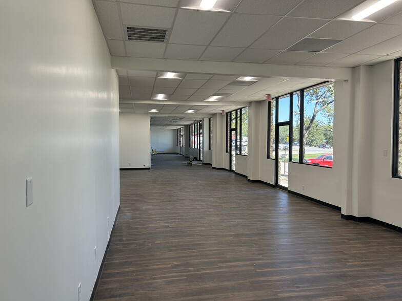 202 S C M Allen Pkwy, San Marcos, TX à louer - Photo de l’immeuble – Image 2 sur 6