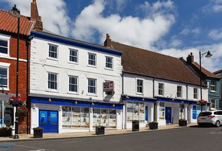 Plus de détails pour 2-3 Market Pl, Caistor - Local commercial à louer