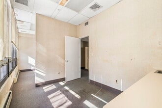 171 Ramapo Rd, Garnerville, NY à louer Photo intérieure– Image 2 sur 15