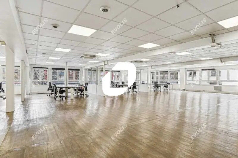 Bureau dans Saint-Ouen-sur-Seine à louer - Photo de l’immeuble – Image 1 sur 12
