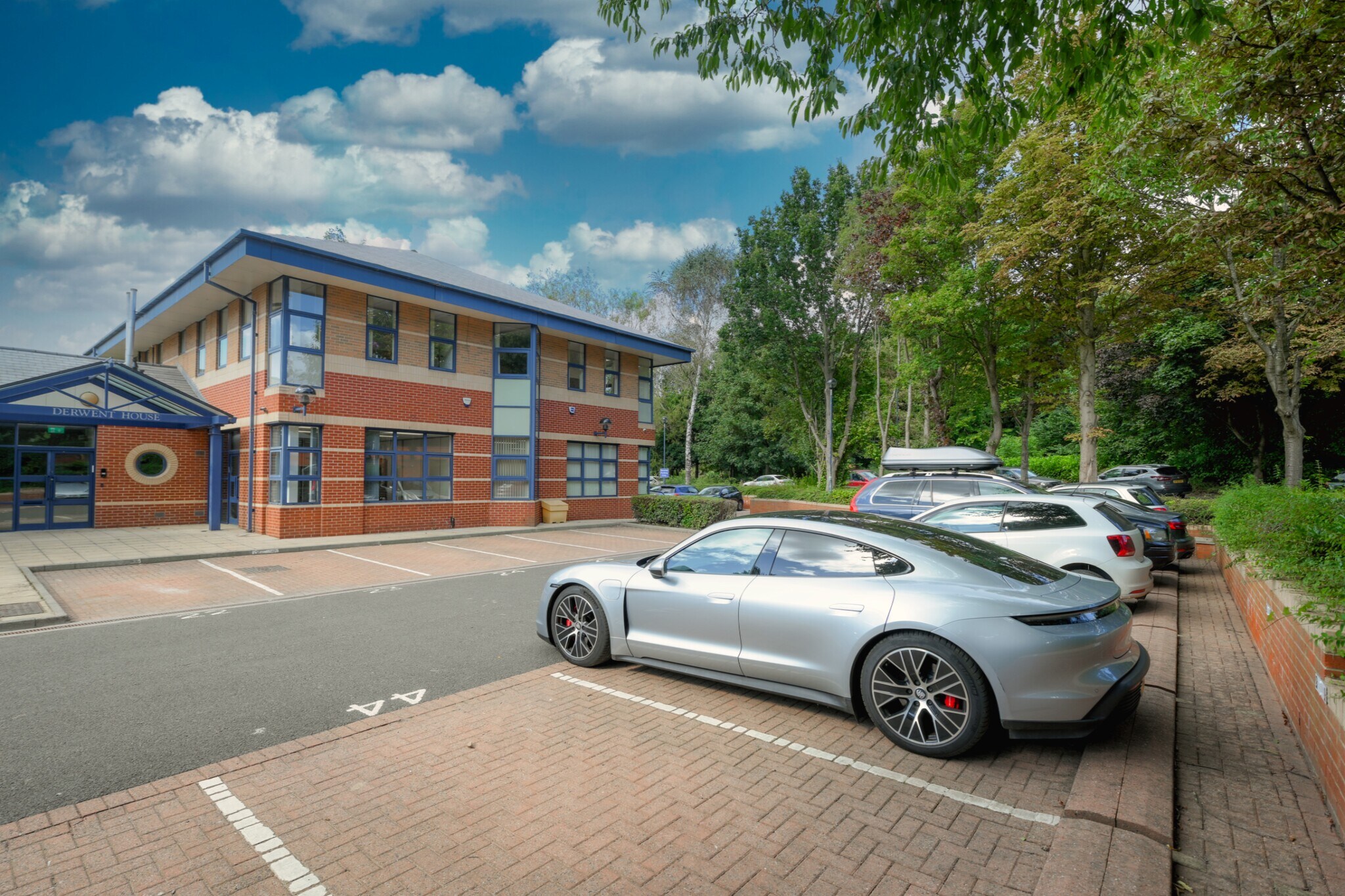 Fifth Av, Gateshead à louer Photo principale– Image 1 sur 27