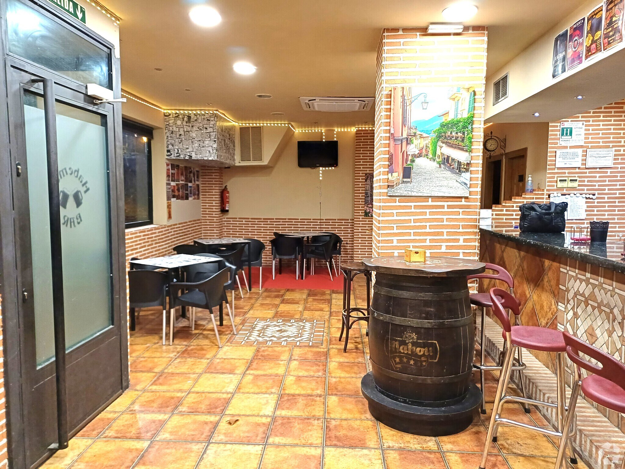 Immeuble residentiel dans Daganzo de Arriba, Madrid à vendre Photo intérieure– Image 1 sur 2