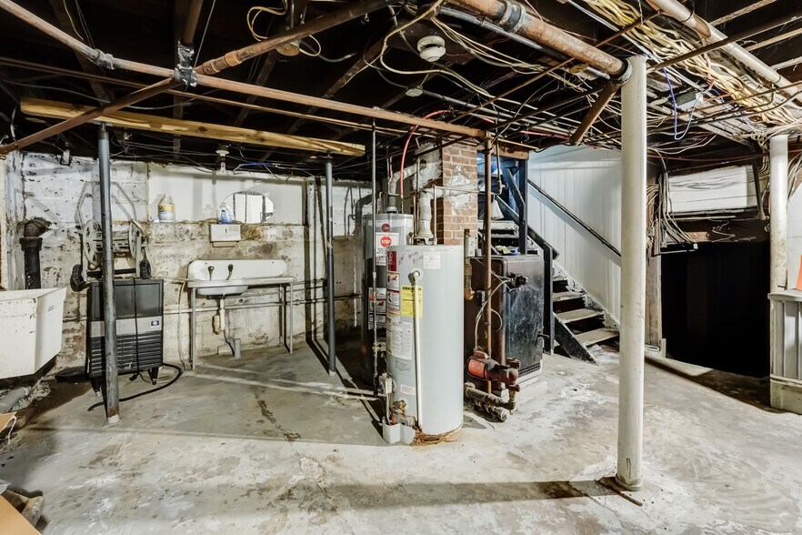 1132 Monroe Ave, Rochester, NY à vendre - Photo de l’immeuble – Image 3 sur 36