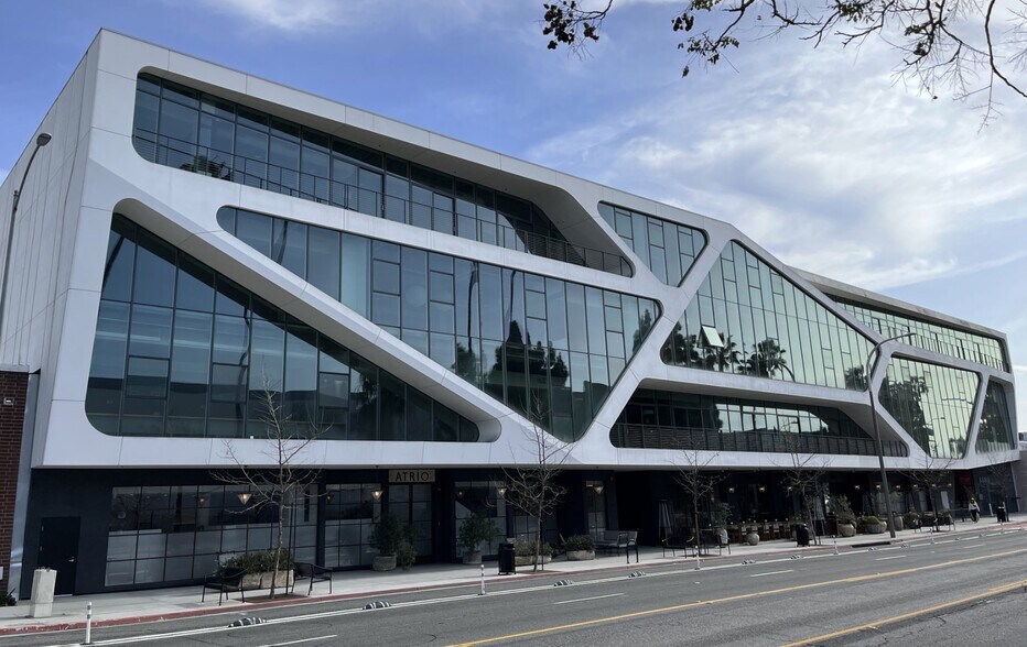 8888 Washington Blvd, Culver City, CA à louer - Photo de l’immeuble – Image 2 sur 11