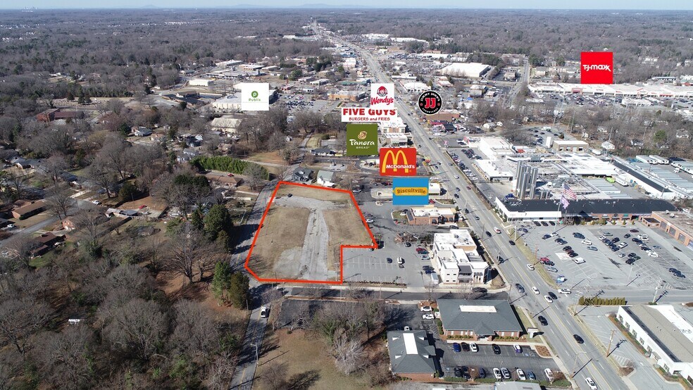 1600 Long St, High Point, NC à vendre - Photo principale – Image 1 sur 3