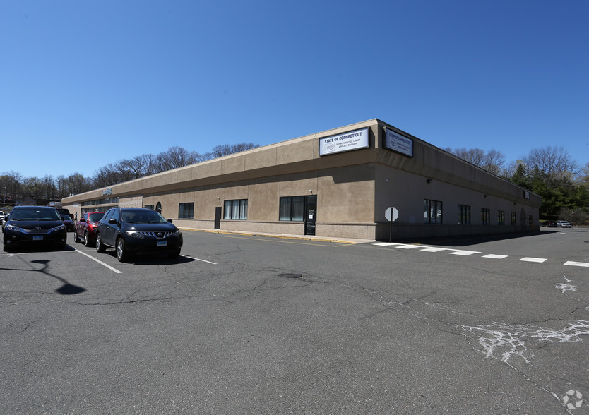 645-653 S Main St, Middletown, CT à vendre - Photo de l’immeuble – Image 2 sur 8