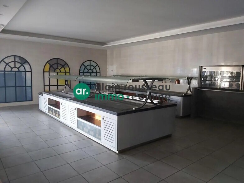 Local commercial dans Beaucouzé à louer - Photo intérieure – Image 2 sur 6