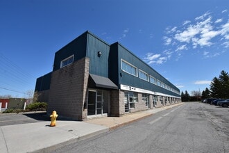 46 Antares Dr, Ottawa, ON à louer Photo de l’immeuble– Image 2 sur 8