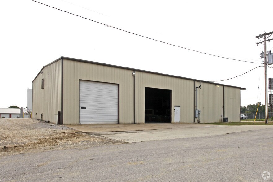 28300-28308 N Wind Dr, Wright City, MO à vendre - Photo principale – Image 1 sur 12