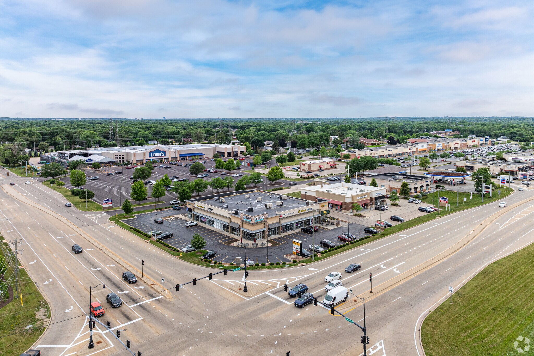 1419 W Lane Rd, Machesney Park, IL à louer Photo principale– Image 1 sur 5