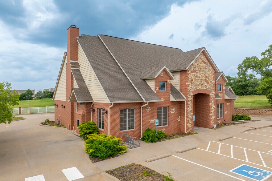 525 S Jardot Rd, Stillwater, OK à vendre - Photo principale – Image 2 sur 36