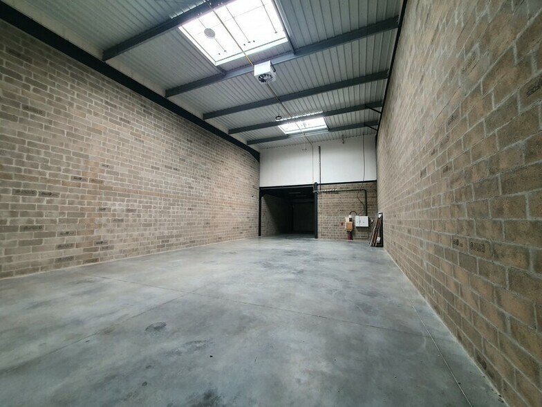 Local d'activités dans Bondoufle à vendre - Photo intérieure – Image 3 sur 4