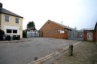Plus de détails pour 38 Crawley rd, Londres - Industriel/Logistique à louer