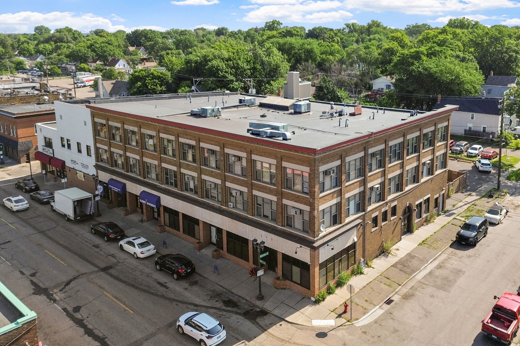 904 Rice St, Saint Paul, MN à louer Photo principale– Image 1 sur 9