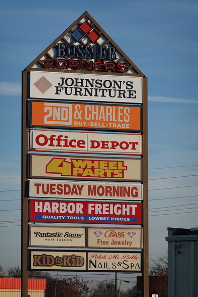 2001 Airline Dr, Bossier City, LA à louer - Photo de l’immeuble – Image 1 sur 10