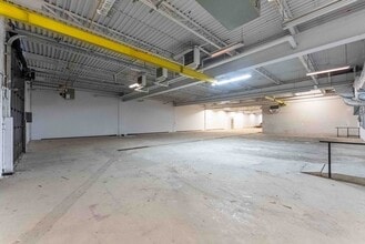 360 Mountain St, Sudbury, ON à louer Photo intérieure– Image 1 sur 20