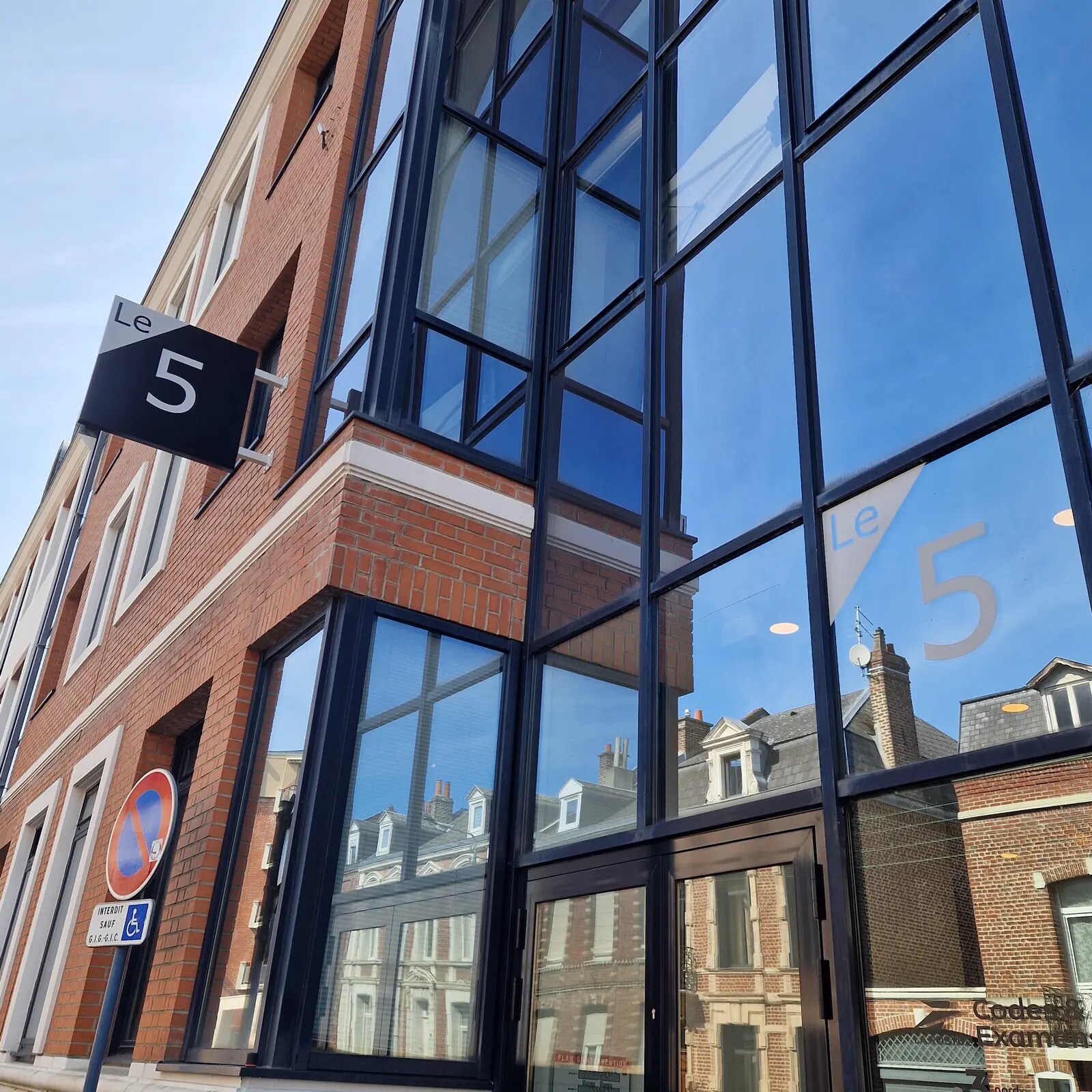 Bureau dans Arras à louer Photo de l’immeuble– Image 1 sur 7