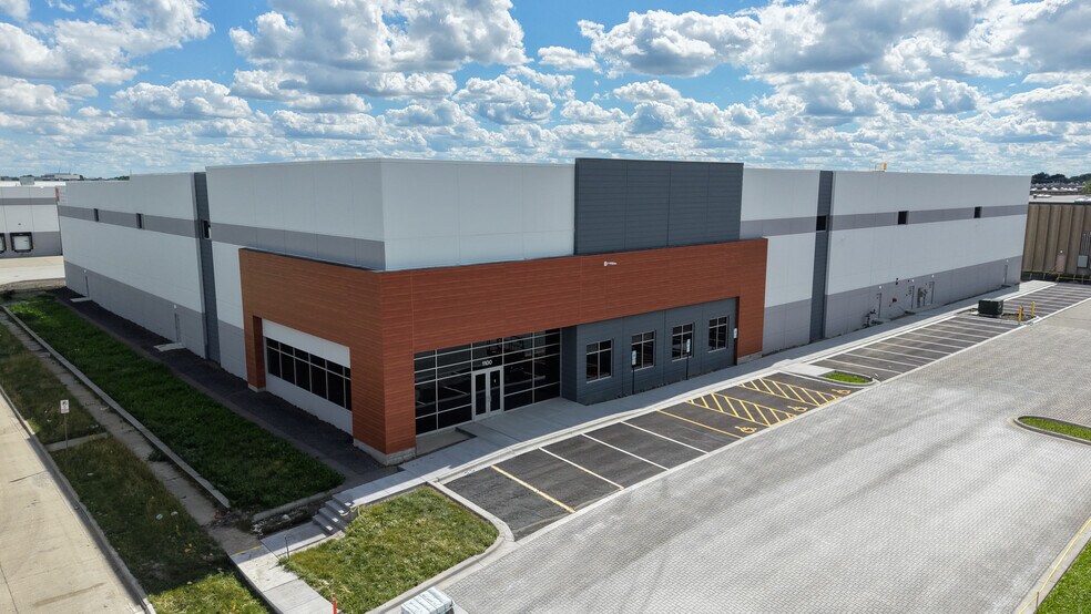 1100 N Tower Ln, Bensenville, IL à louer - Photo principale – Image 1 sur 1
