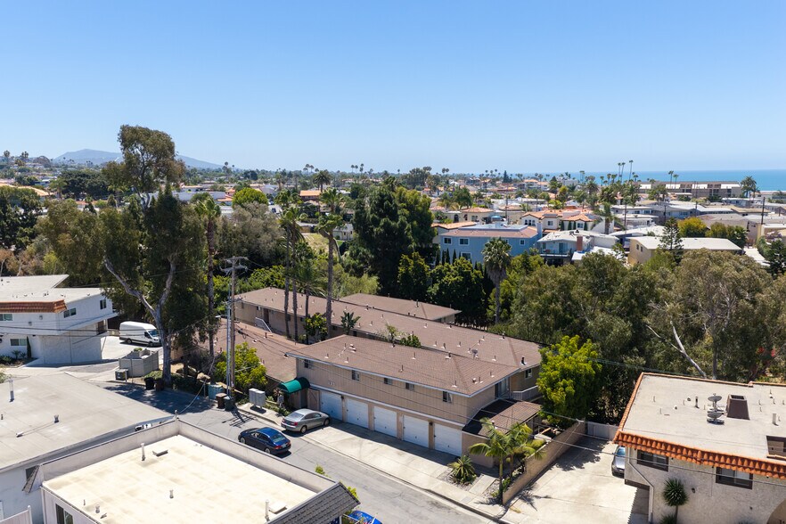 211 W Marquita, San Clemente, CA à vendre - Photo de l’immeuble – Image 3 sur 20