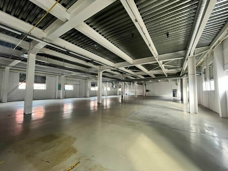 15 Rue Du Mimosa, Aubervilliers à louer - Photo de l’immeuble – Image 3 sur 9