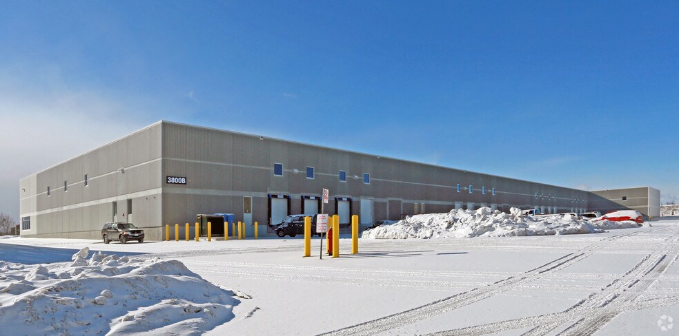 3800B Laird Rd, Mississauga, ON à louer - Photo de l’immeuble – Image 3 sur 9