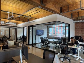 317 Adelaide St W, Toronto, ON à louer Photo intérieure– Image 2 sur 7