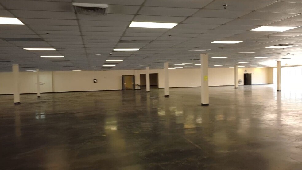 2086 Paul Walsh Dr, Macon-Bibb, GA à louer - Vidéo sur l’annonce professionnelle – Image 2 sur 35