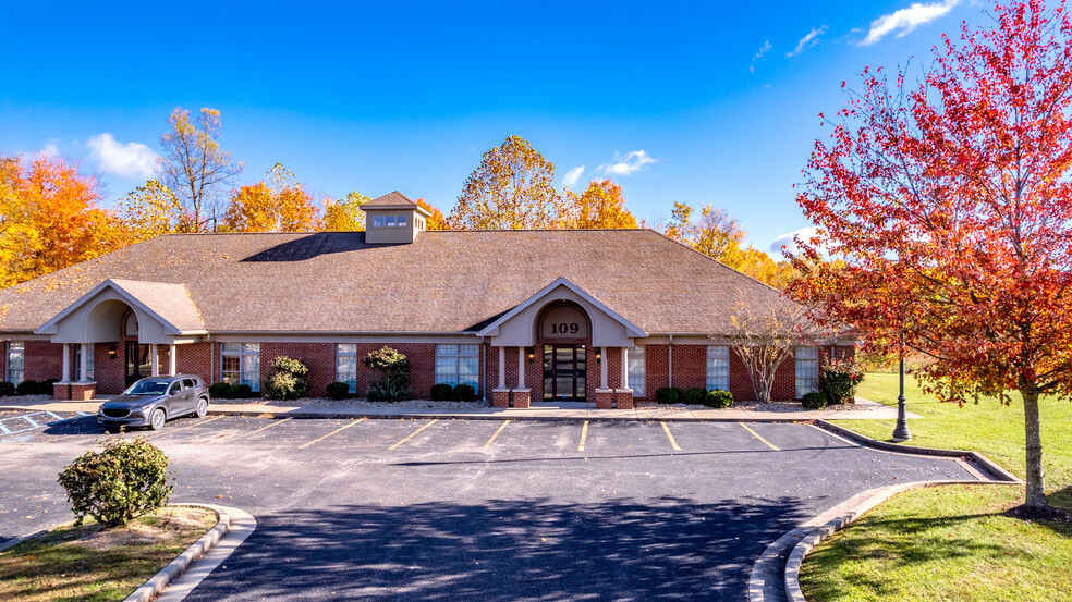 109 Cambridge Pl, Bridgeport, WV à louer - Photo de l’immeuble – Image 1 sur 14