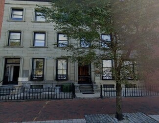 Plus de détails pour 819 N Charles St, Baltimore, MD - Bureau/Local commercial à louer