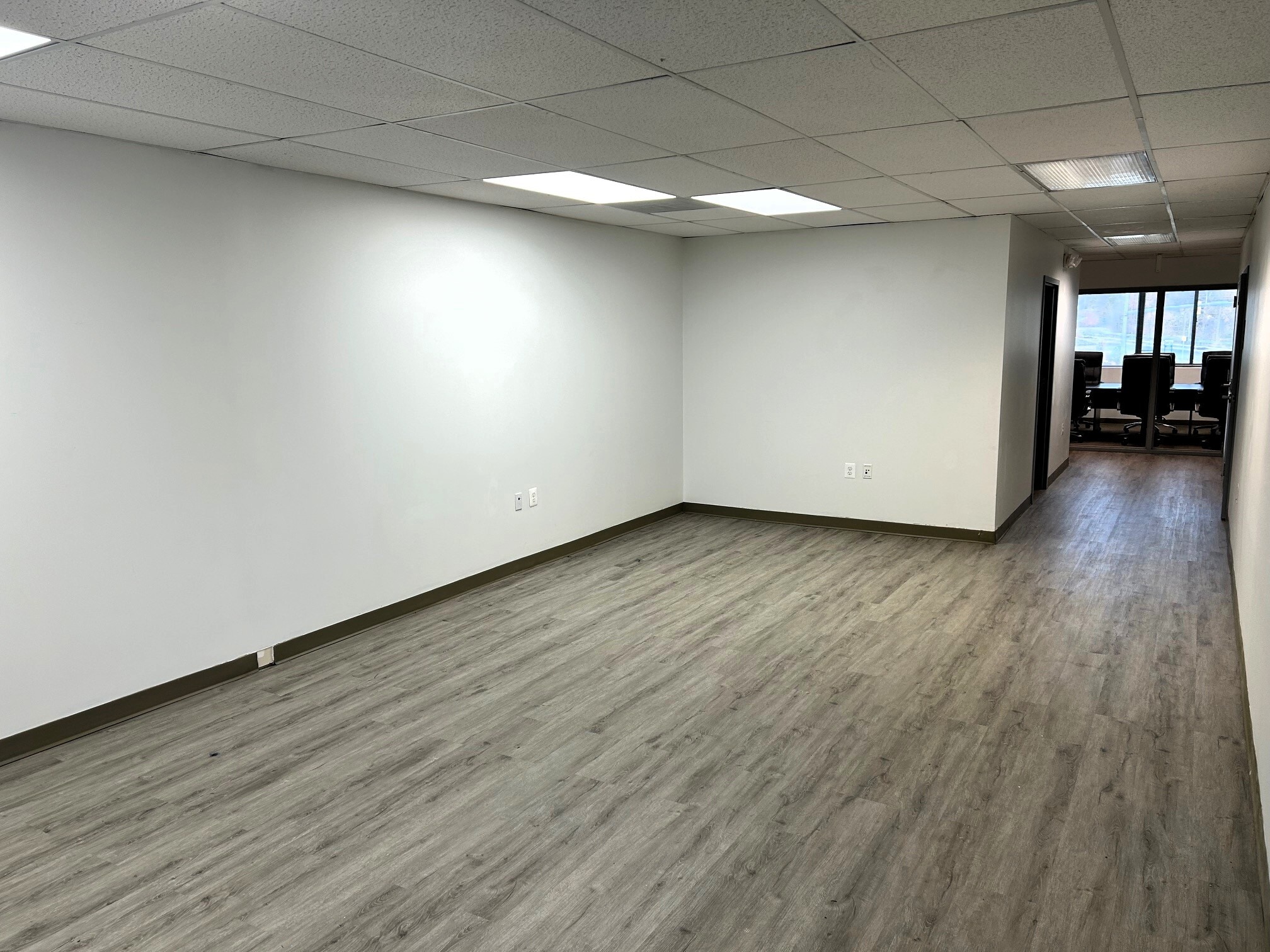 7923 Honeygo Blvd, Baltimore, MD à louer Photo intérieure– Image 1 sur 14