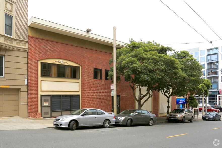1801 Van Ness Ave, San Francisco, CA à louer - Photo de l’immeuble – Image 2 sur 14