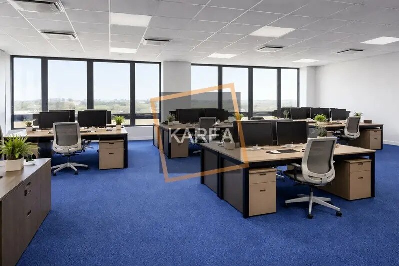 Bureau dans Chessy à louer - Photo intérieure – Image 1 sur 5