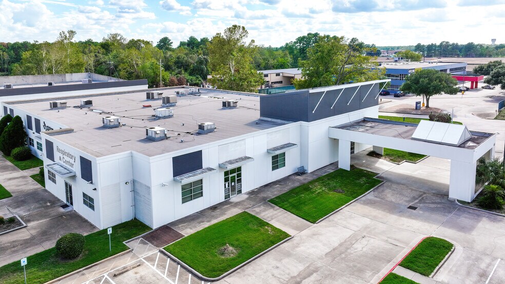 845 Cypress Creek Pky, Houston, TX à vendre - Photo de l’immeuble – Image 2 sur 7