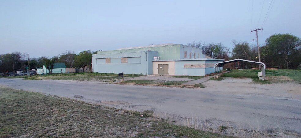 110 S Driftwood Ave, Marietta, OK à louer - Photo principale – Image 1 sur 8