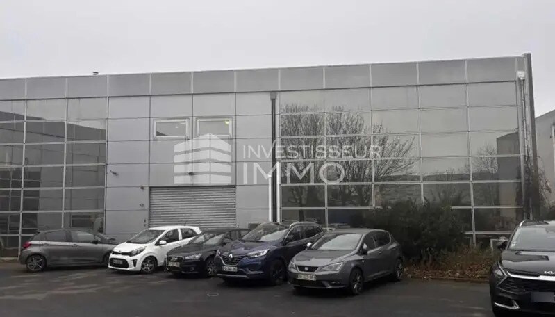 Local d’activités dans Champigny-sur-Marne à louer - Photo de l’immeuble – Image 3 sur 5