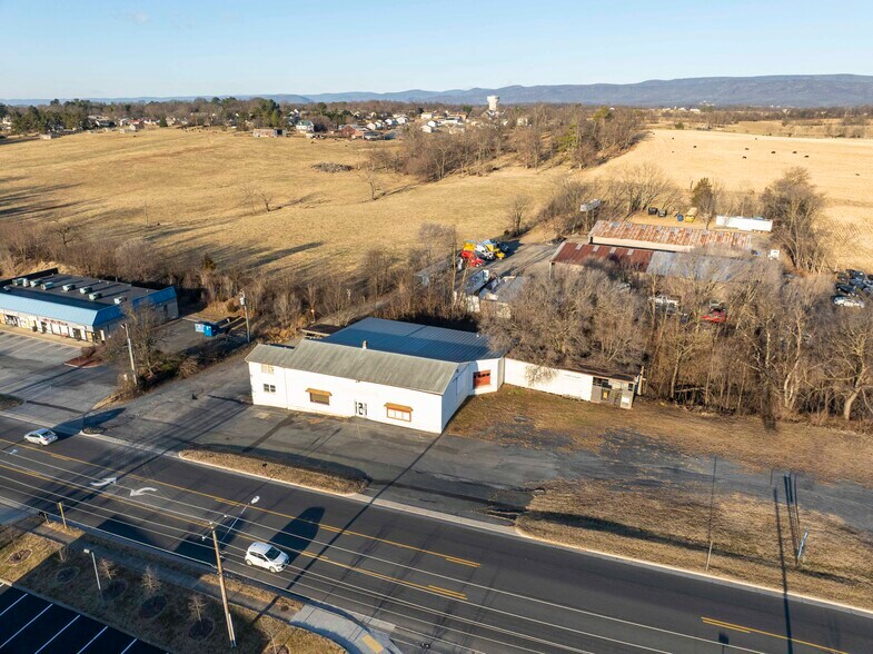 659 N Main St, Woodstock, VA à vendre - Photo de l’immeuble – Image 2 sur 20