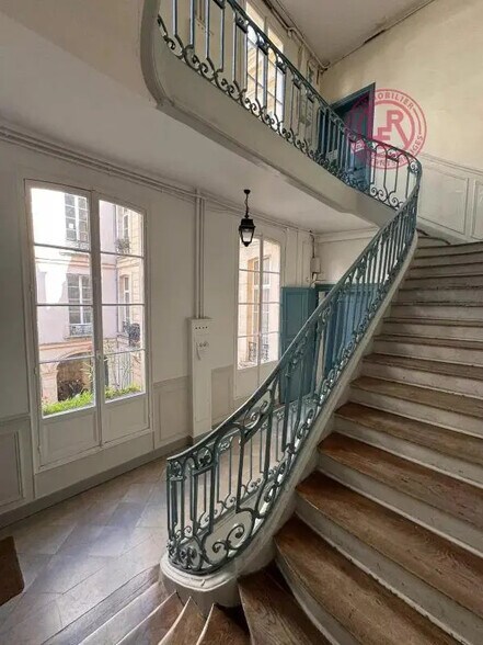 Bureau dans Paris à louer - Photo de l’immeuble – Image 1 sur 2